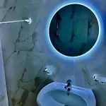 Fafa Deluxe Apartman Golem