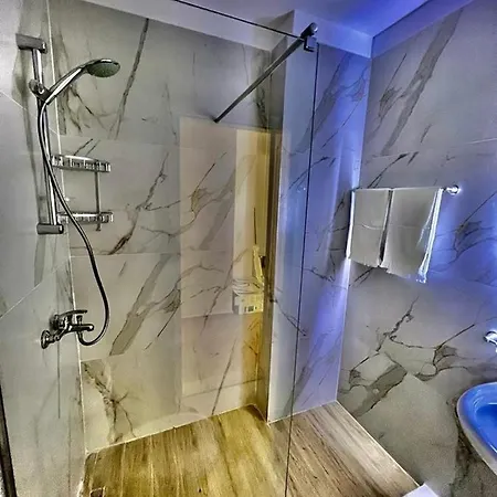Lägenhet Fafa Deluxe Golem (Tirana)